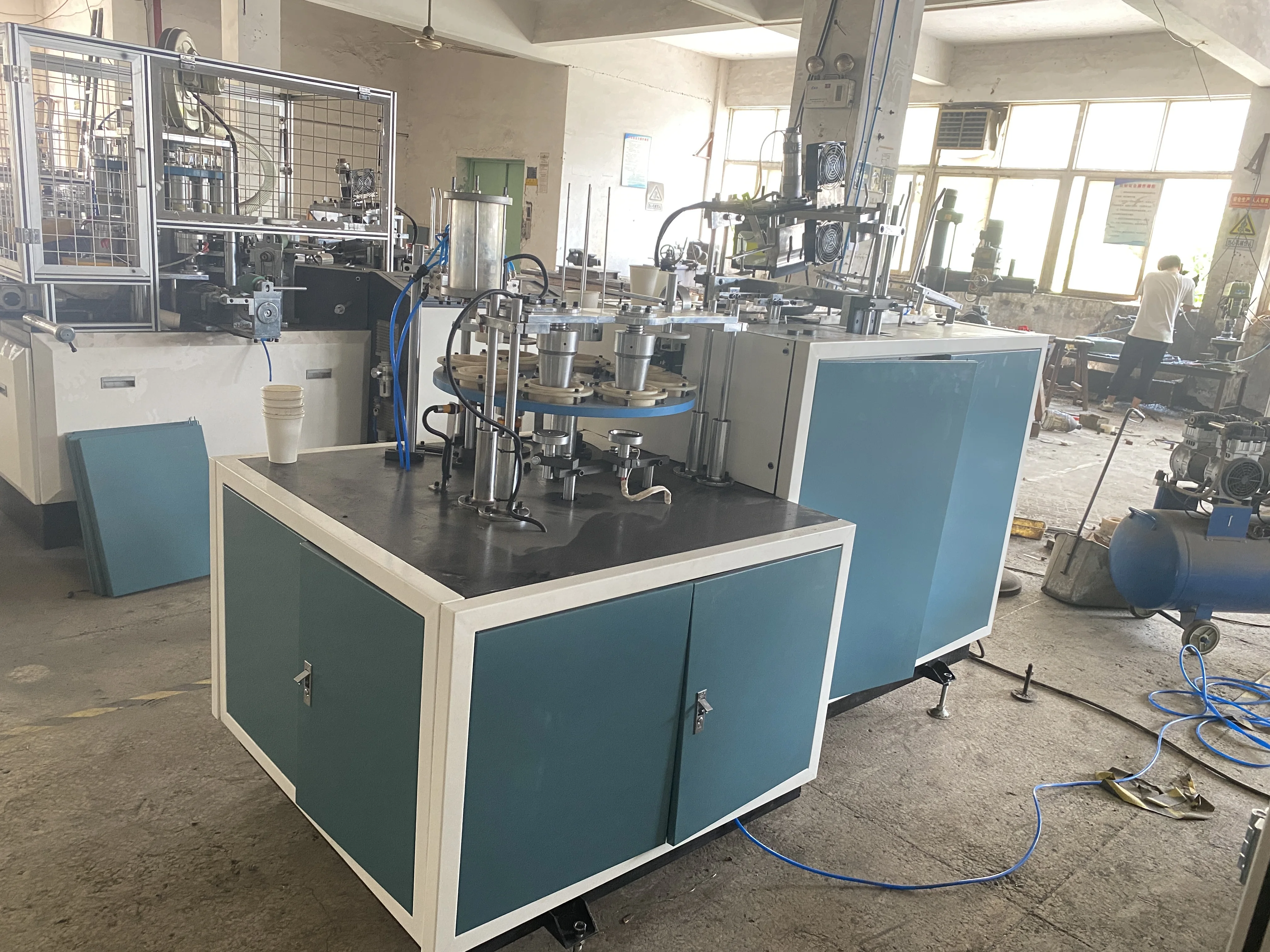 YG Customized Disposable Paper Cup Making Machine Coffee Cup Machine
