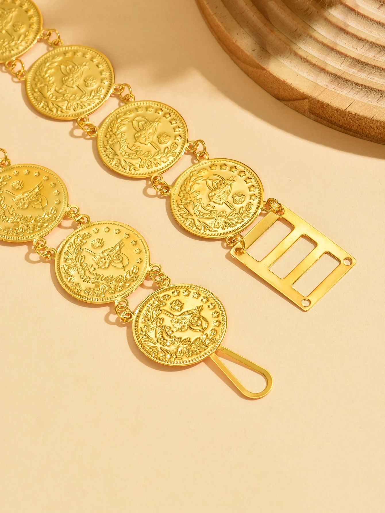 حزام من خليط معدني مجوف مع شرابات متدفقة وزخارف للعملات المعدنية - حزام زفاف متعدد الاستخدامات #3