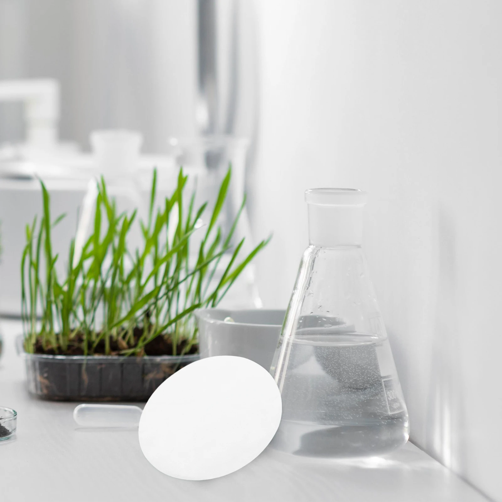 

100 Pcs Laboratory Filter Paper Chromatography Membrane Solvent Filtering Absorbing Papers Qualitative Replacement Efficient