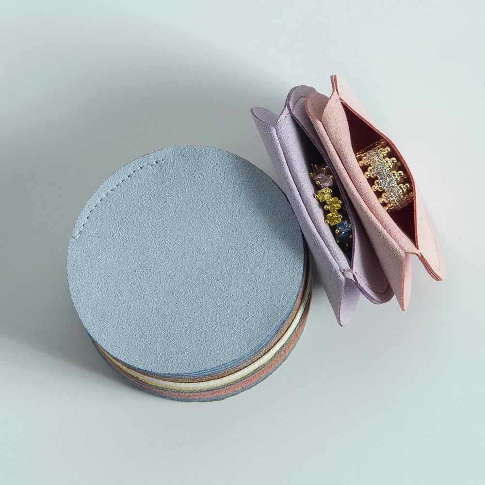 10 Stück niedliche 7 x 7 cm runde Schmuckbeutel aus Mikrofaser-Samt, Aufbewahrung, Geschenkbeutel, Ring, Ohrstecker, Armband, Anhänger, Halskette, Organizer – Detail 5