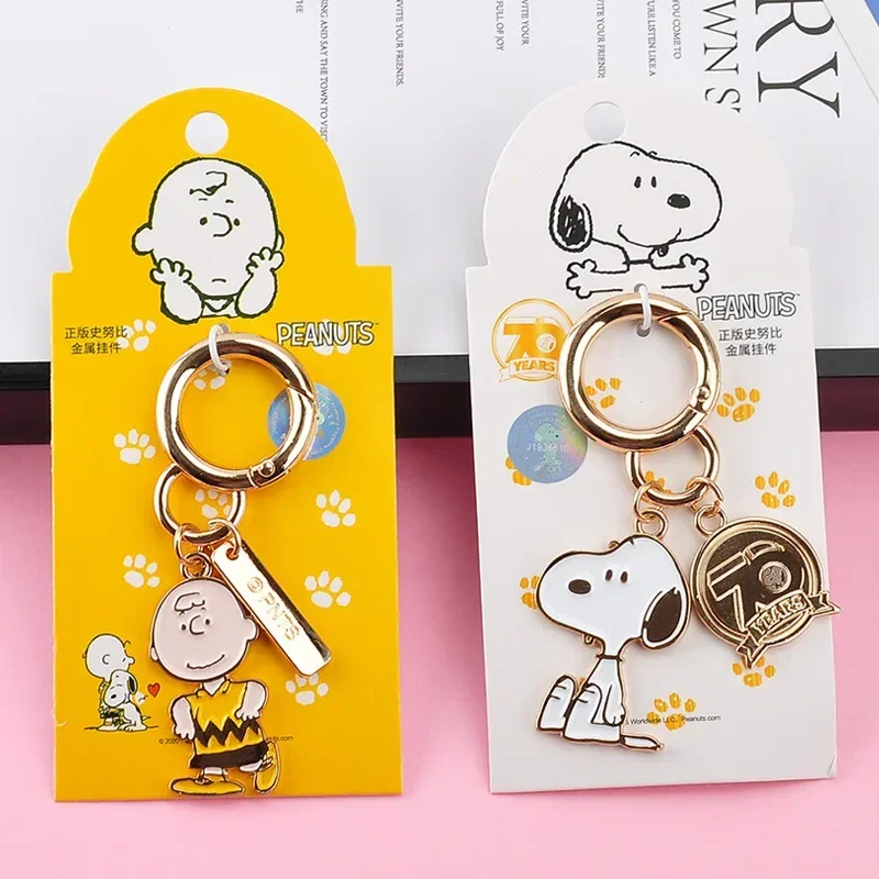 Snoopy Charlie Cartoon Metal Keychain Cute Couple Pendant Keychain Car Keychain Accessories Student Children Birthday Gift