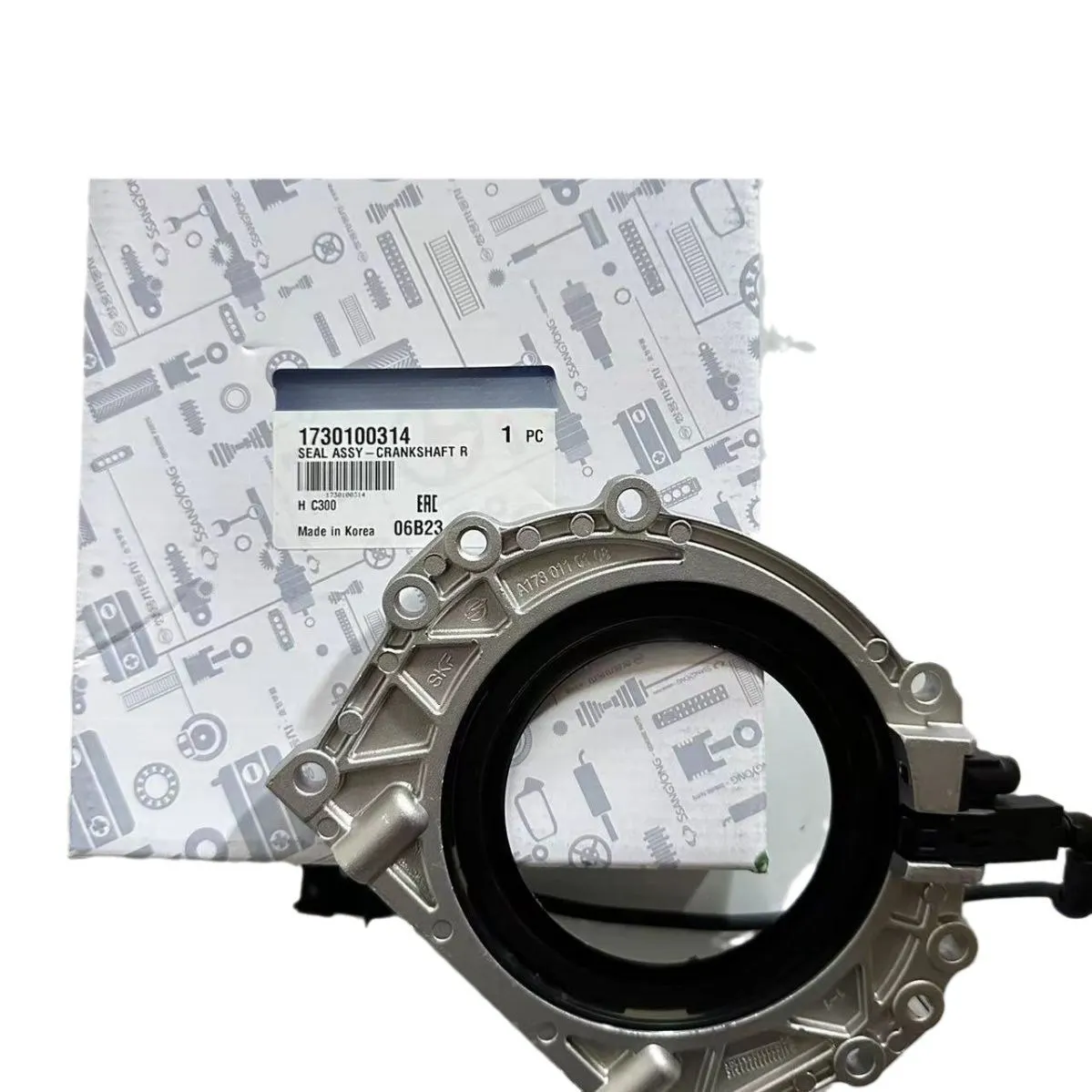 Shuanglong Tivira cylinder block oil seal seat crankshaft position sensor after sealing 1730100314 1730100214 is suitable