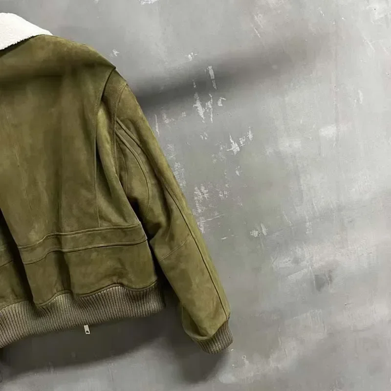 Hoge kwaliteit echt leren jas Suède schapenvacht Korte lengte Omgeslagen kraag met grote zakken Intensiveringsstijl