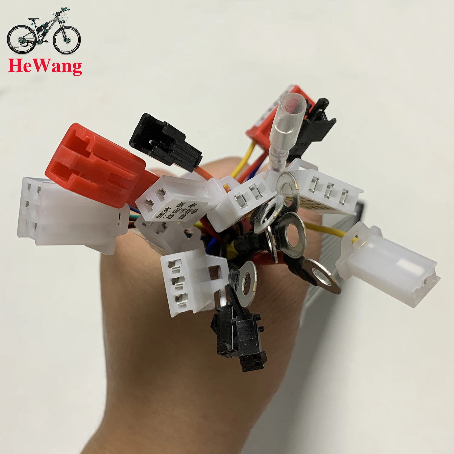 48V 52V 60V 72V 750W 800W E-bike Sine Wave Brushless Controller MAX 35A Three-mode 15 MOSFET for E-Scooter E-Assisted Vehicle