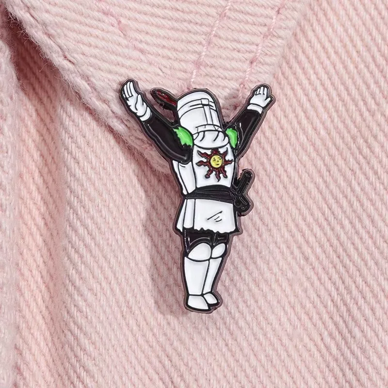 Cartoon Spiel Ritter Emaille Pin Lob Die Sonne Krieger Anime Rolle Metall Brosche Revers Abzeichen Mode Schmuck Geschenke Für Freunde ﻿