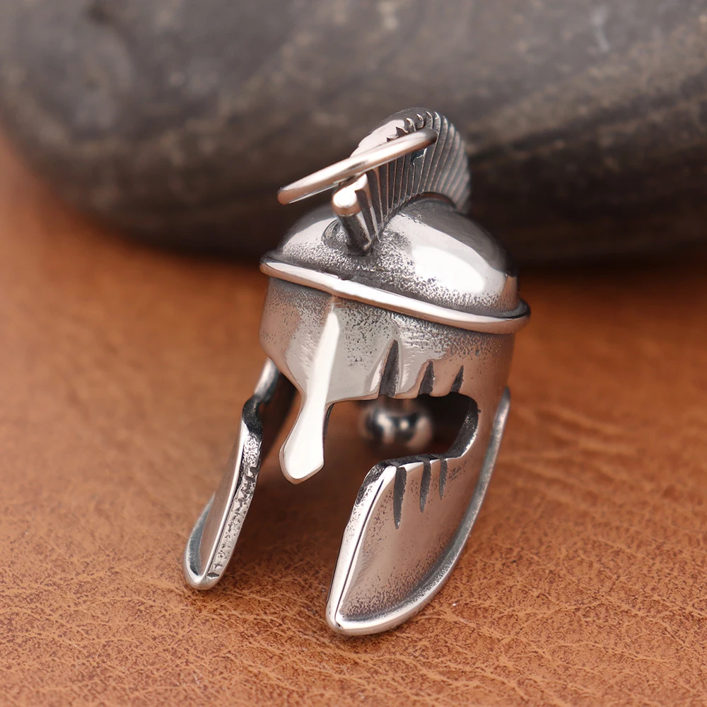 Popular Charm Spartan Helmet Necklace Punk Rock Stainless Steel Motorcycle Guardian Bell Pendant Fashion Men Biker Jewelry Gifts