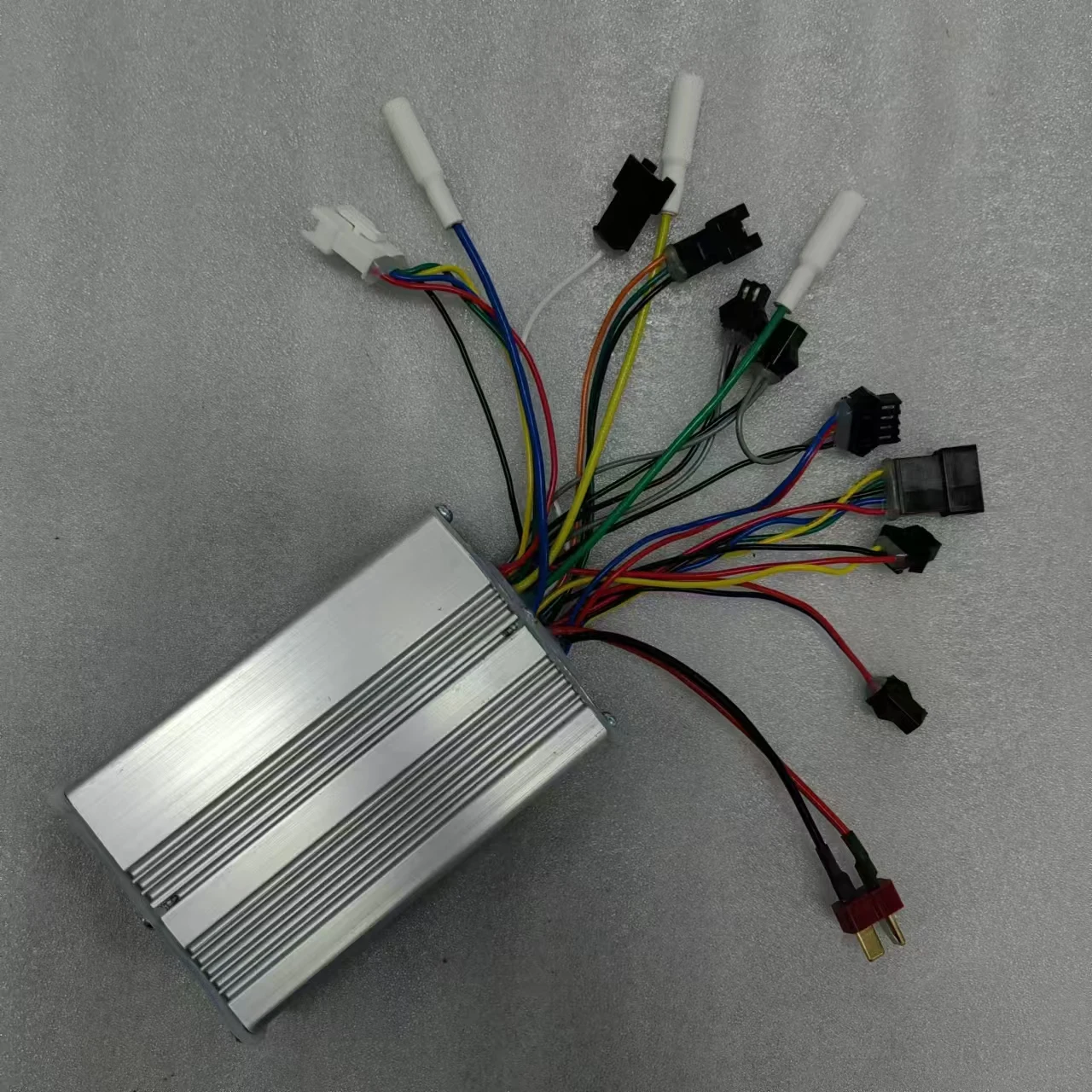 X055-AB001A BRUSHLESS MOTOR CONTROLLER  48V 18A KDS Updated Parts ENGWE Electric Bicycle Accessories