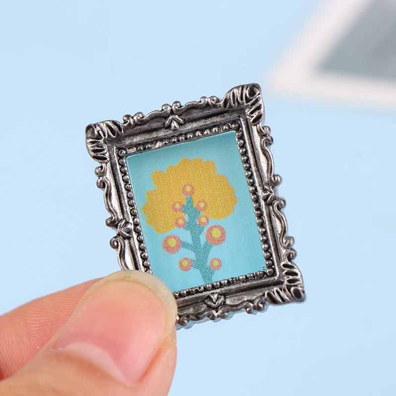 2pcs Mini Dollhouse Miniature 1:12 Frame Antique Manny Frame Oil Painting Diy Doll House Decoration Accessories