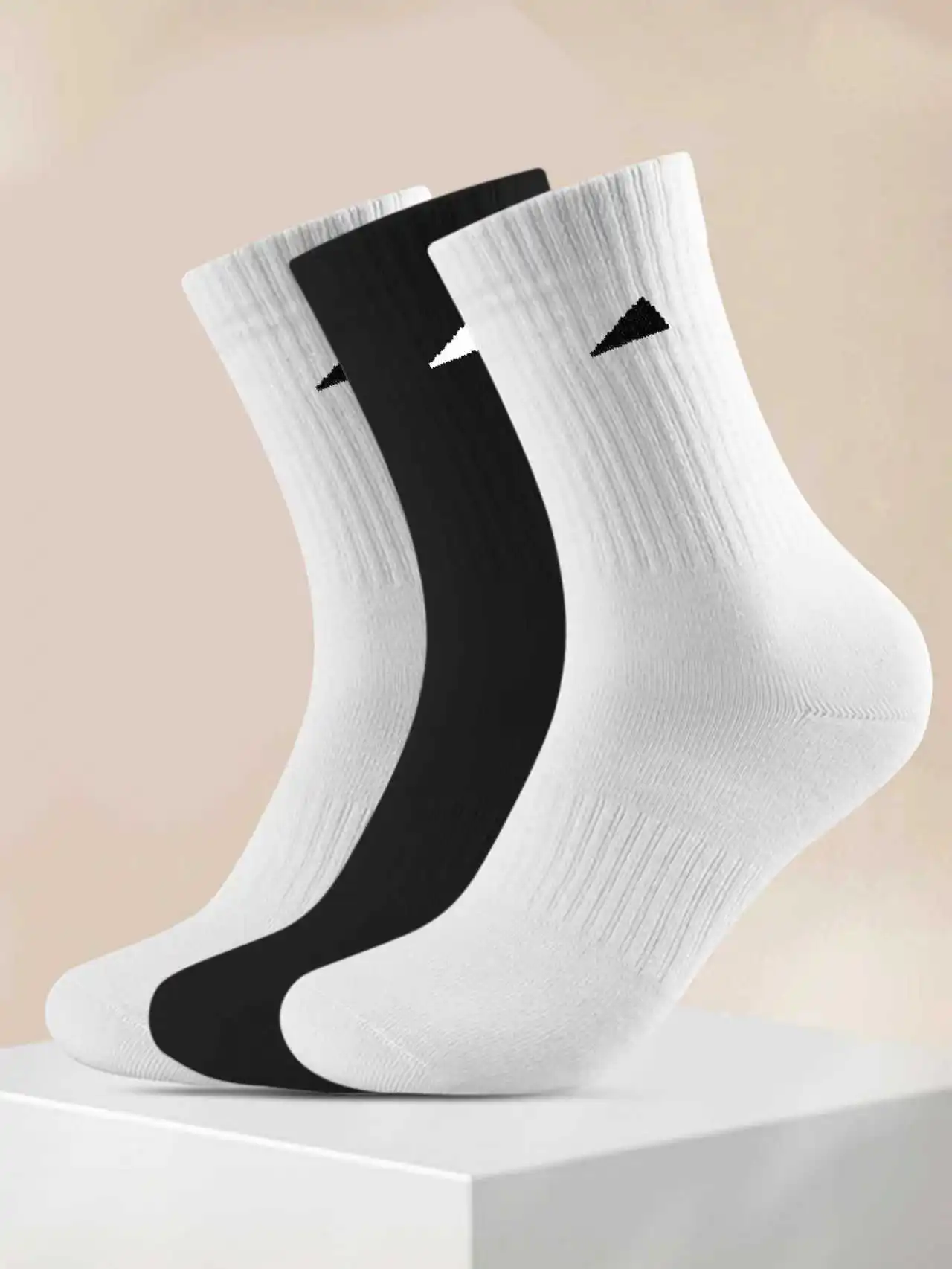 1/5 Pairs of Men's Black & White Minimalist Diagonal Striped Comfortable Soft Casual Athletic Mid-Calf Socks for Daily Wear
