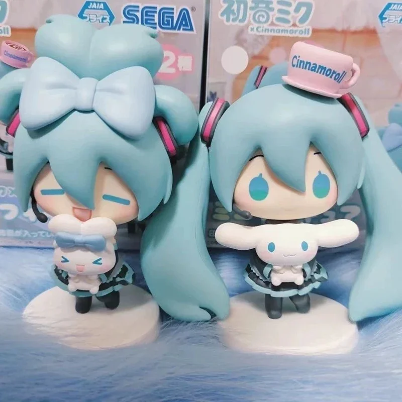 Figura de Anime Miku de 10cm, hermosa muñeca Kawaii Hatsune Miku Cinnamoroll, modelo de PVC, adorno de coche de dibujos animados, juguetes de regalo