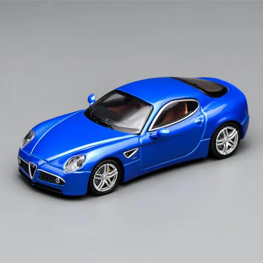 MH 1:64 Alfa Romeo 8C Competizione 2008 Alloy Car Model