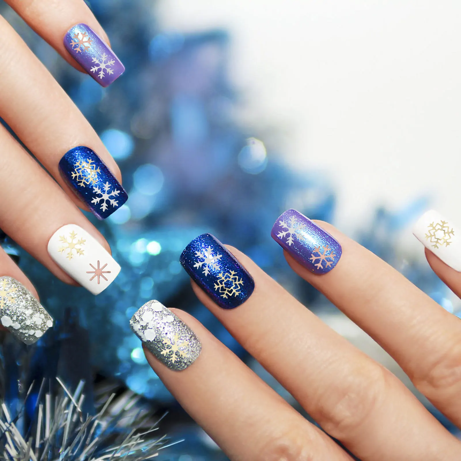 

4pcs Christmas Stickers Snowflake Design Metal Nail Art Decor For Women Girls Diy Nail Decals Adhesive Tattoos