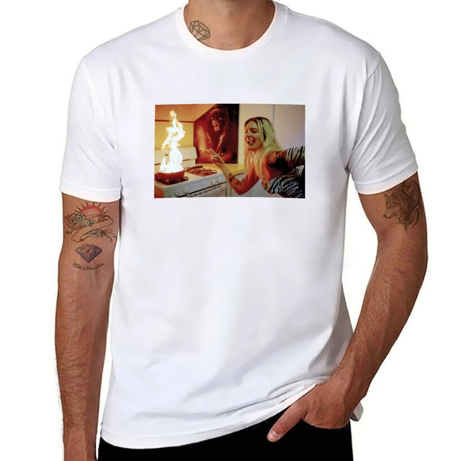 

lo smoking T-Shirt essential t shirt t shirts designer T-Shirt