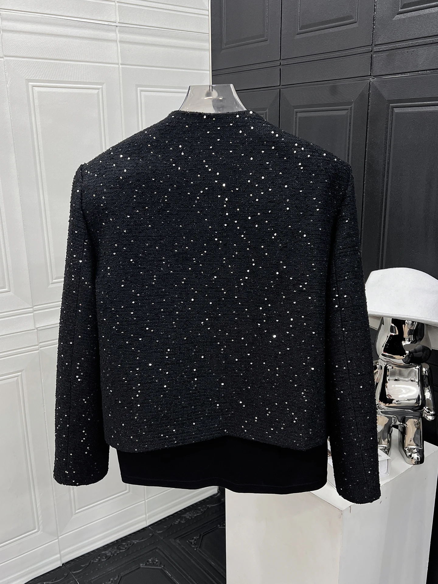 Men's 2025 High-end Metal Decorative Leather Design Tweed Jackets Male Small Fragrant Top Embroidered Sequined Short Style Coats
