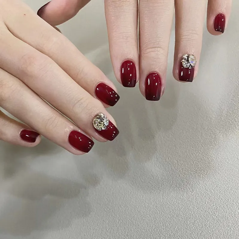 24Pcs Short Square Ballet Red False Nails French Minimalism Rhinestone Acrylic Manicure Retro Sweet Detachable Stick on Nails