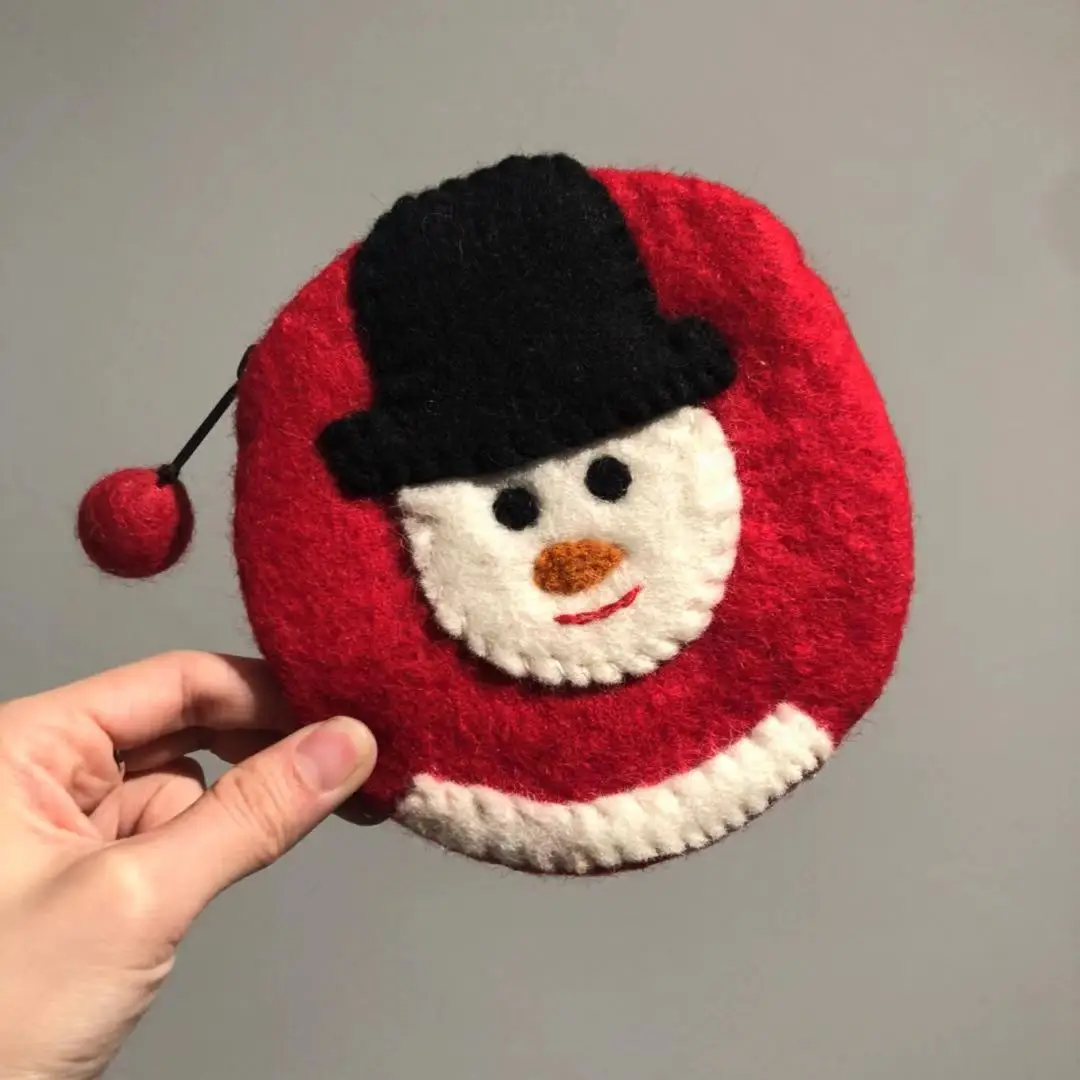 

Adorable Animal Christmas Person Wool Felt Coin Purse Small Card Handmade 3D Hanging Bag Creative Festival Gift