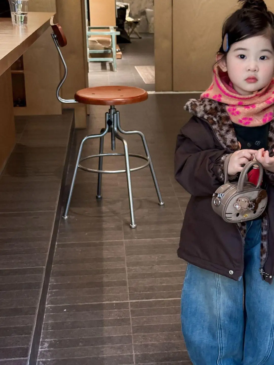 

Thiened двусторонний носимый хлопковый дэт с леопардовым принтом для мальчиков и девочек, теплая верхняя одежда, корейская зимняя одежда, новое поступление