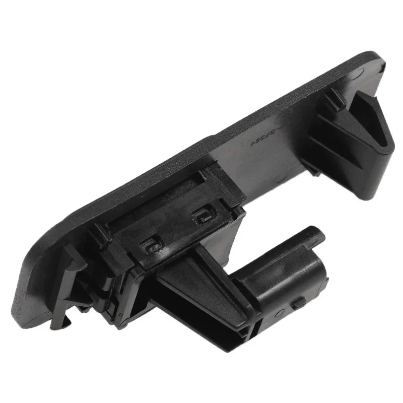 

New Rear Tailgate Trunk Release Switch 906061562R Fit For Renault Fluence 2013 Megane II MK2 Car Accessories