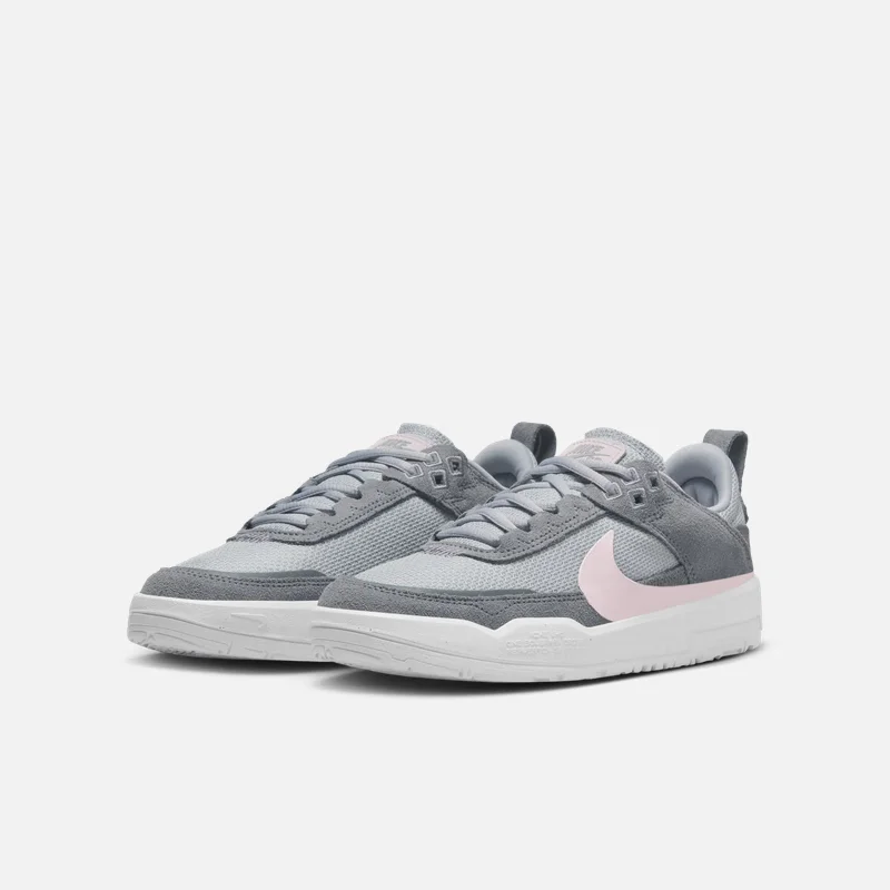 

Nike's New Sb Series Women's Skateboarding Shoes with Strong Grip, Comfortable and Durable for Outdoor Use, Lightweight Mesh Material, Durable for Daily Commuting, Low-Top Flat Shoes, Sb Day One Trendy Cool Gray Youth Sports Casual Shoes, Versatile Recomm