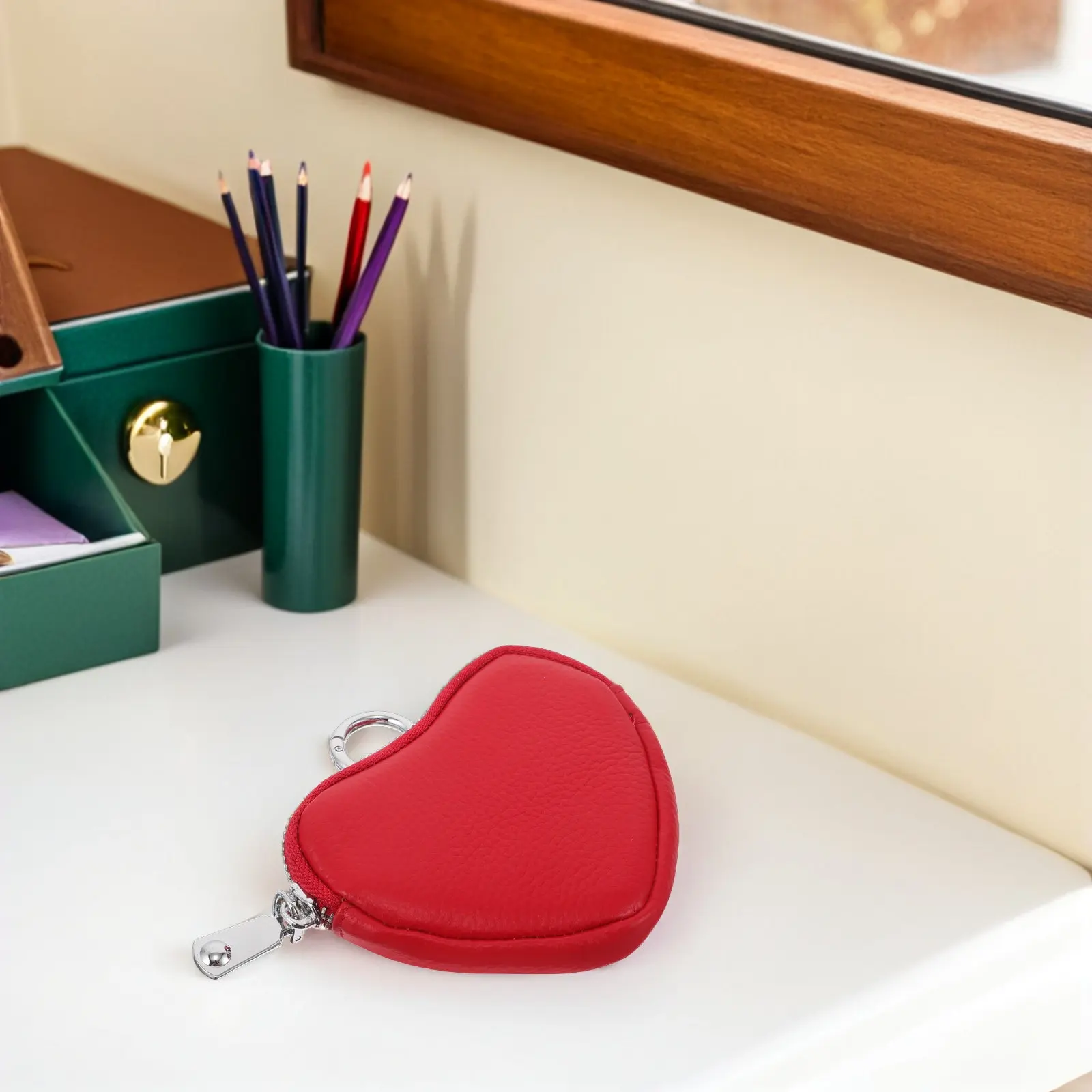 

Красный кошелек в форме сердца для женщин, маленький кошелек-брелок, мини-сумочка для путешествий и покупок, монетница, маленькая сумка для мелочи