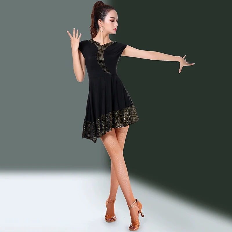 ファッションショートドレス夏ラインダンス服スプライシングラテンダンススーツパフォーマンス女性のドレスセクシーなミニドレス着用スカート