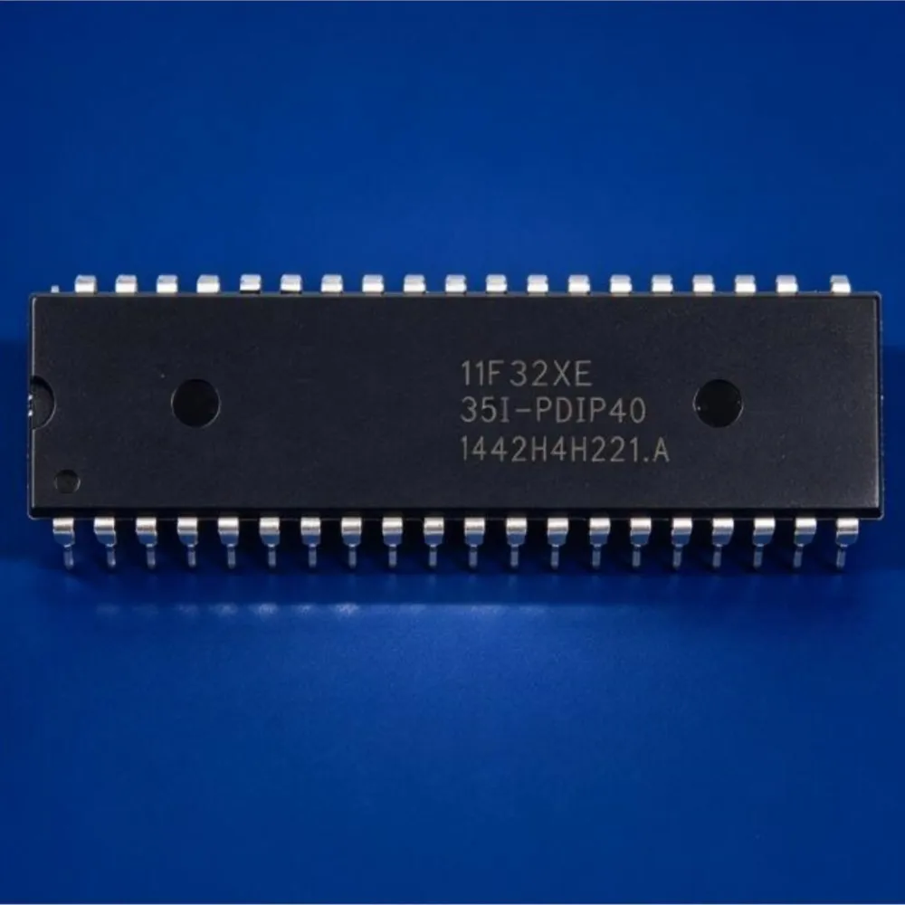 11F32XE  -35I-PDIP40    STC11F32XE-35I-PDIP40    DIP40    (Product quantity: 10 pieces)