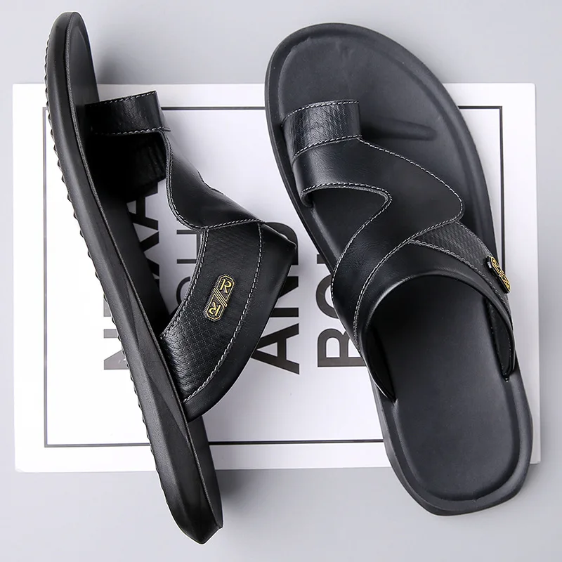 

Men Sandals Summer New Non Slip Breathable Lightweight Soft Sole Beach Shoes Comfortable Fashion Clip Toe Slip on Slippers
