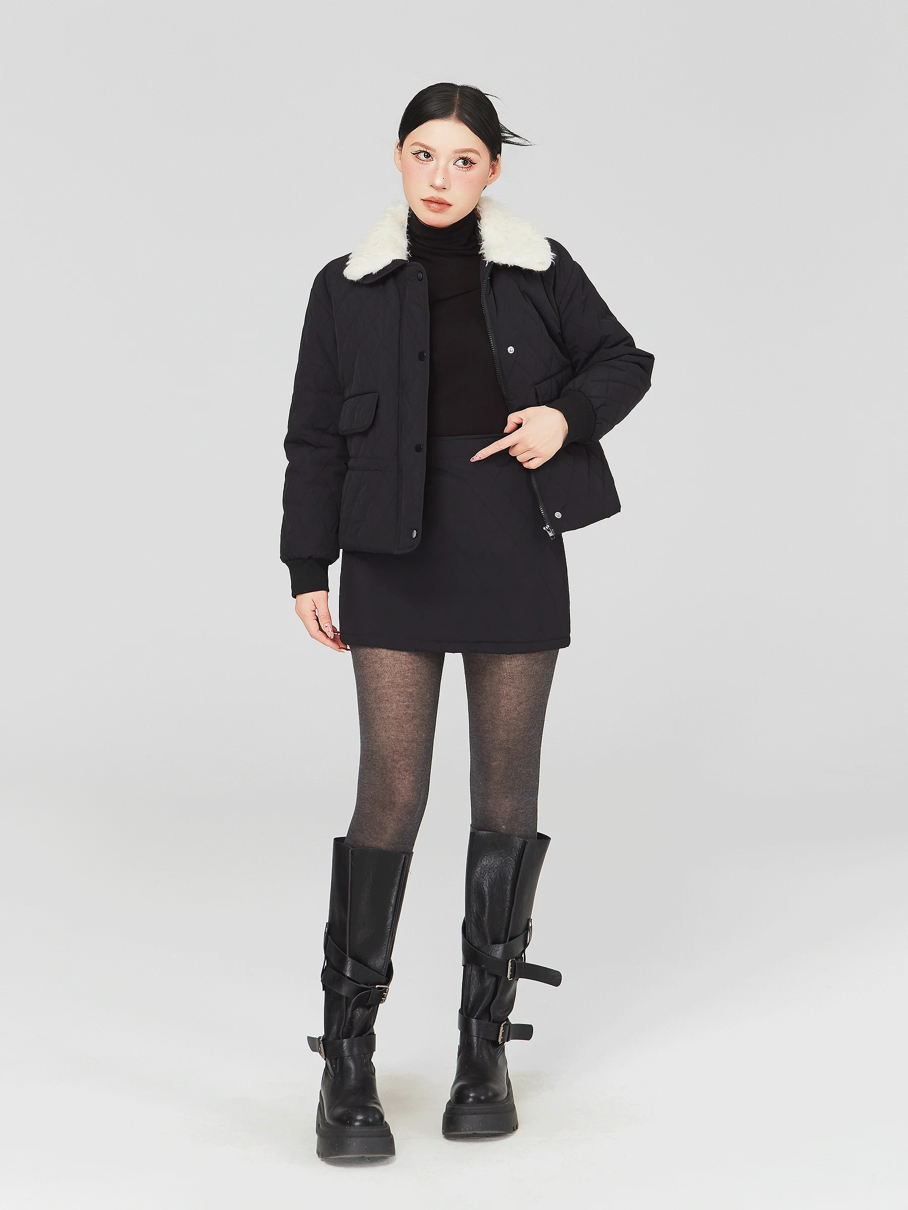 طقم ملابس شتوية أنيقة للنساء مقاس كبير على الطراز الكوري، تنورة قصيرة عالية الخصر مع سترة قطنية، مجموعة أنيقة من السترة والتنورة