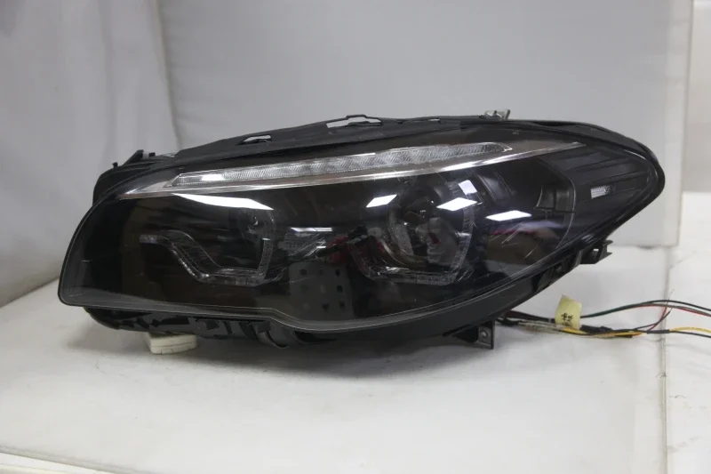 Conjunto de faros delanteros LED para BMW F10 5 Series 520 525 530 535i 2011-2013 SN