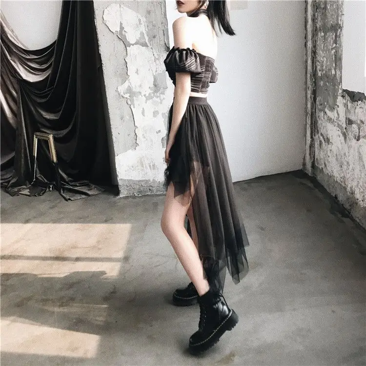 Cold wind dark girly dress high-waisted half-length mesh skirt short in front and long i back 2024 spring Korean version of the