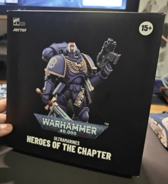 

【SF】Фигурка JOYTOYS Warhammer 40K 1/18, Ультрамарин, лейтенант Примарис Эрастус, модели, аниме-игрушки, подарки