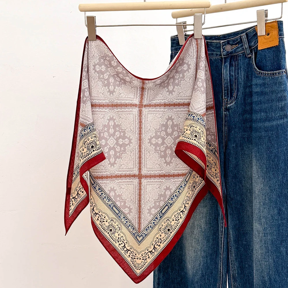 1pc New High-End Luxury Printed Triangular Scarf Bandanas Women's New Elegant Niche Fashion All-Matching Scarf Jeans Belt