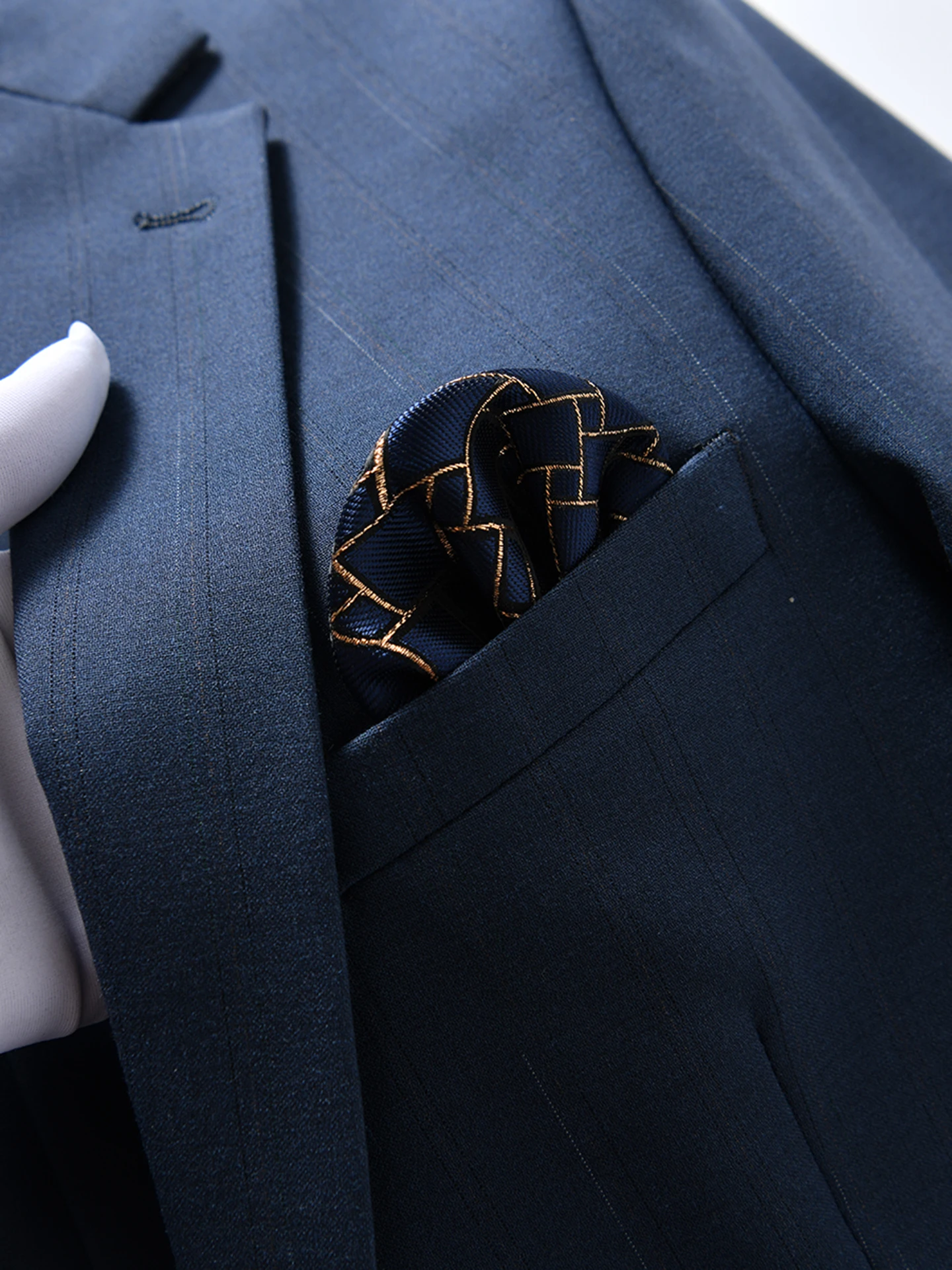  Business Casual Men's Suit Set with Dark Stripe Pattern Elegant Waist Autumn Winter Polyester Blend Comfortable Fit