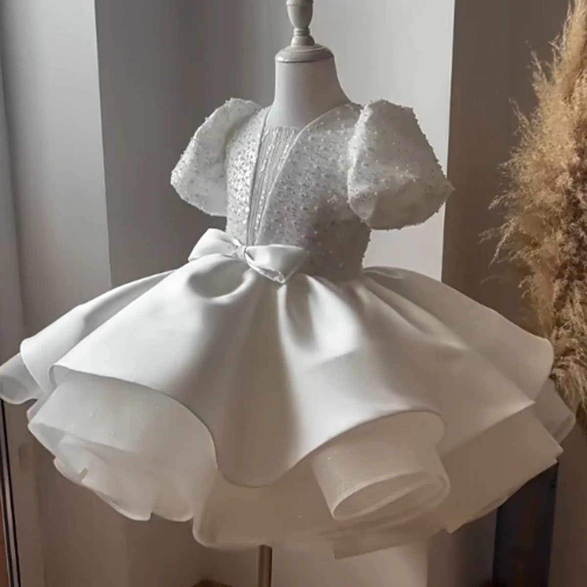 custom-luxury-dress-women-wedding-guest-gown-flower-girl-wedding-gown-luxury-birthday-party-gown-for-pageant-runway-show