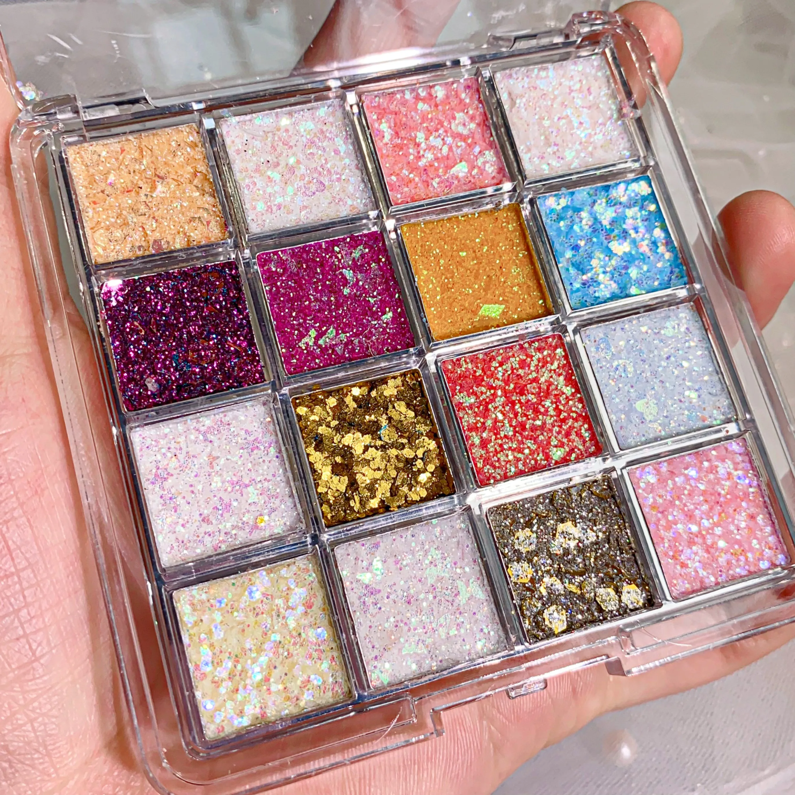 16-Color Shiny Sequins Flakes Eyeshadow Palette Hexagon Sequin Pumpkin/Cherry/Blue/Purple/Gold Make up Eyeshadow Cream Flake Dec