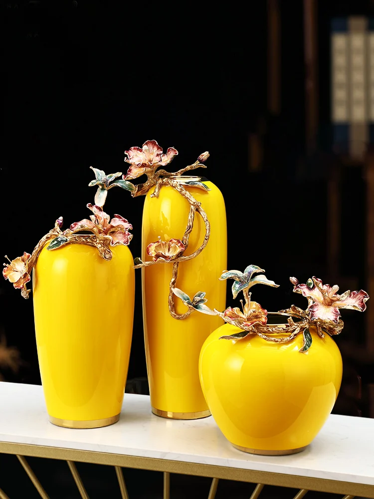 

Light luxury enamel vase American living room desktop ceramic dining table iris flower arrangement ornament