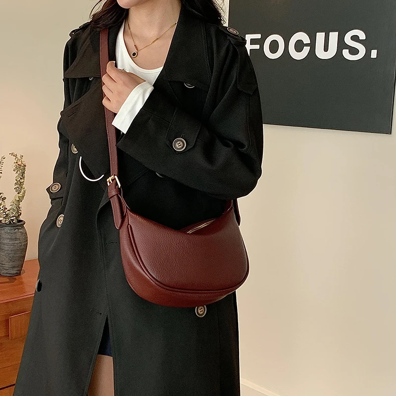 

Luxury Brand Famous Designer Leather Handbag For Elegant Ladies With Classic Crossbody Bag Option Stylish And Durable