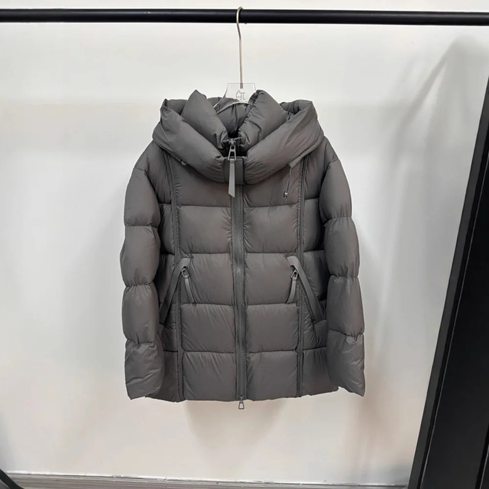 سترة نسائية شتوية جديدة لعام 2025 بغطاء للرأس للركاب في شارع العليا 90% سترة أوزة أسفل