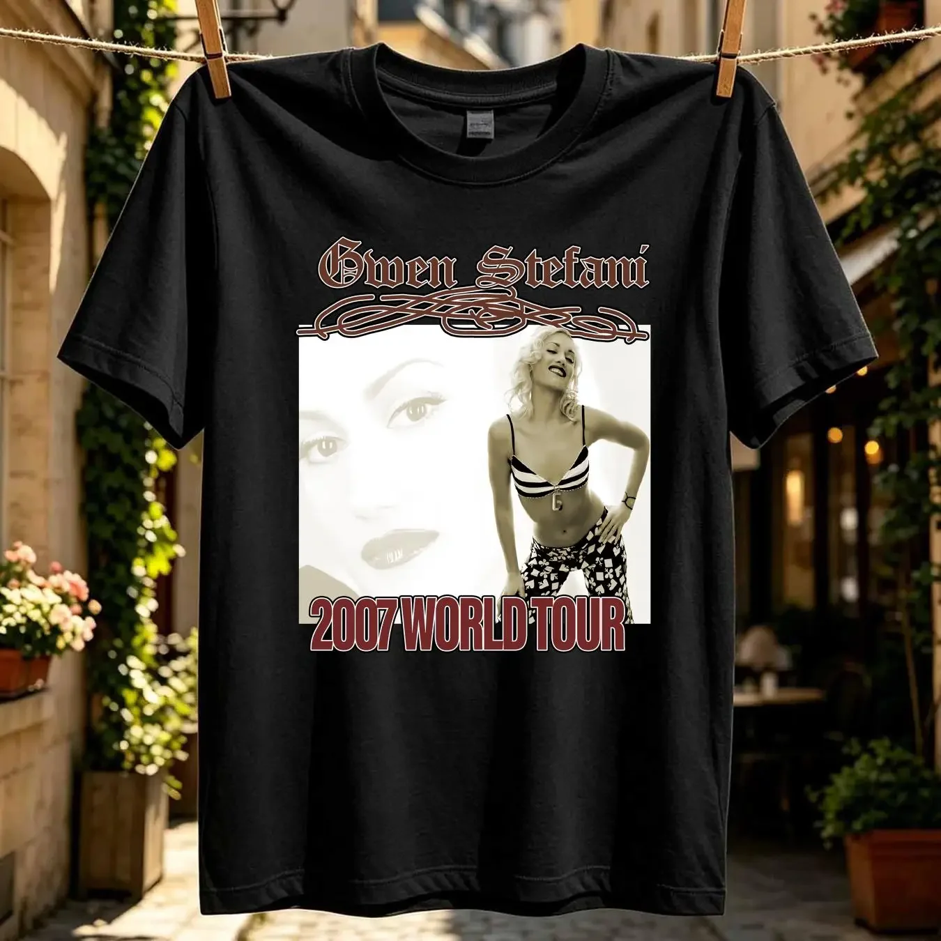 washed T Shirt VTG Gwen Stefani Akon The Sweet Escape 2007 World Tour Size M vintage Washed Stretched Top For Everyday Wear
