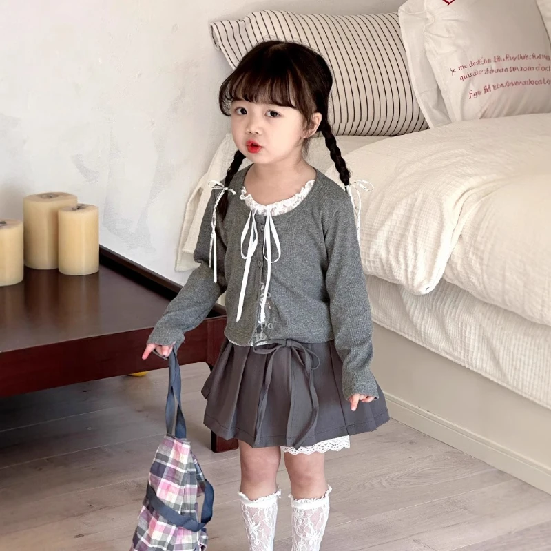 

2025 Autumn New Cute and Sweet Children's Bow Tie Single Row Button Knitted Cardigan