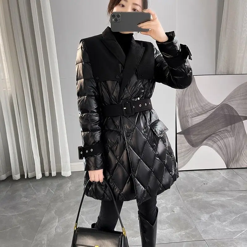 Women's winter new slim fit waist cinched mid length down jacket black diamond grid bright surface temperament down jacket