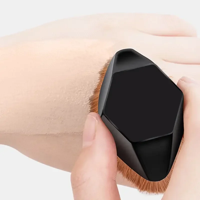 QI WU Neuer magischer Make-up-Pinsel, flüssige Grundierung, BB-Creme, keine Spuren, weiches, hochdichtes Faserhaar, leicht zu tragen, Schönheitswerkzeuge für Mädchen