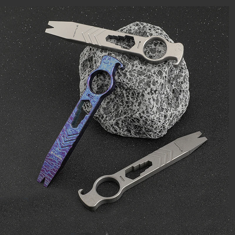 Titanium Alloy Multifunctional EDC Pry Bar Portable Bottle Opener Wrench Defense Equipment Outdoor Small Tool