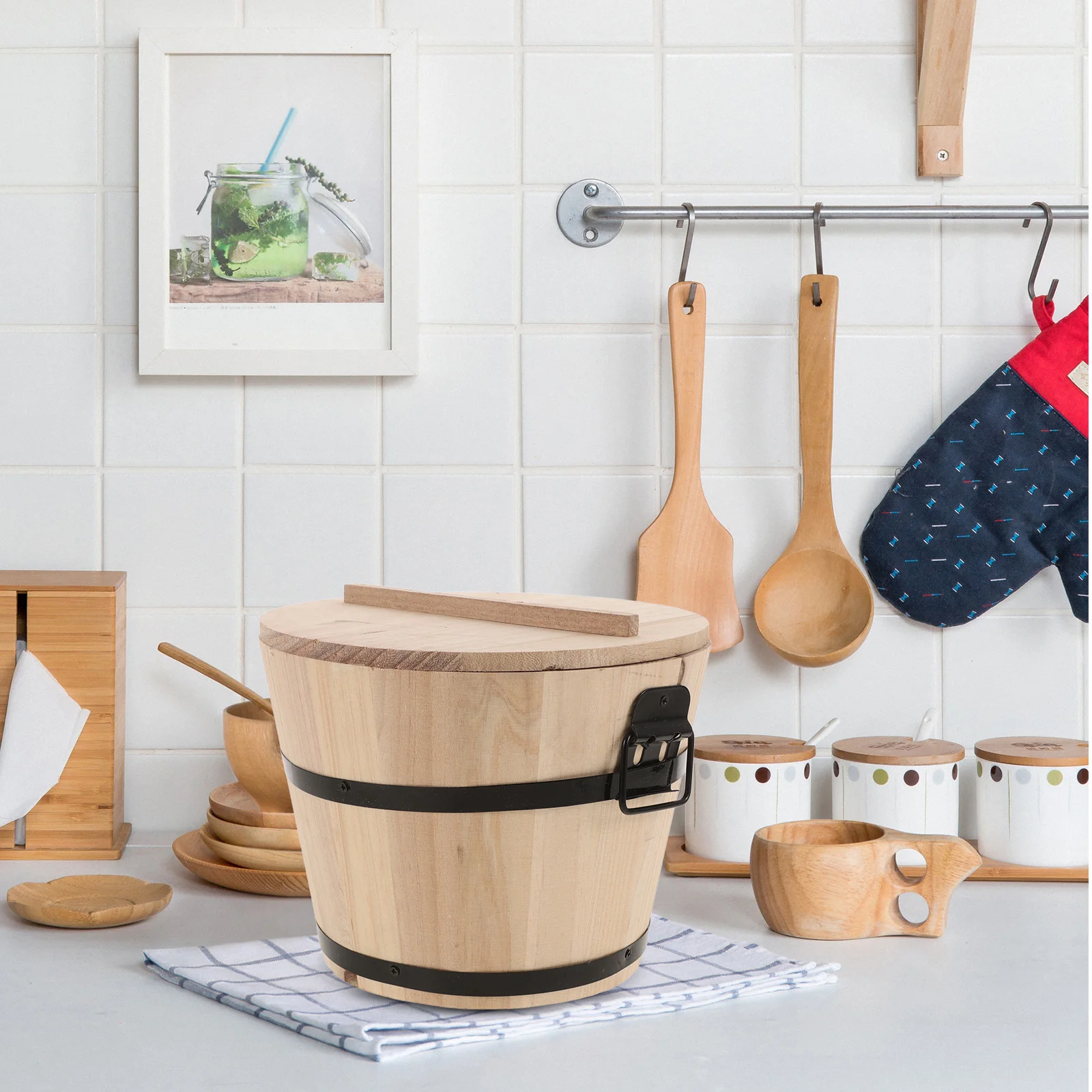 

Wooden Rice Steamed Bucket Round Barrel with Handle Multi-Function Sushi Tofu Food Mixing Container Kitchen Storage Accessory