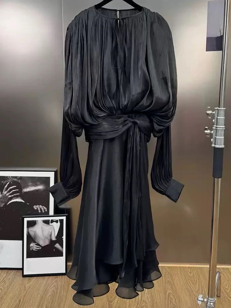 Robe rétro couleur unie, col rond, manches longues, taille, nouvelle couverture plissée, viande, ruban mince, grande balançoire, robe irrégulière, automne.