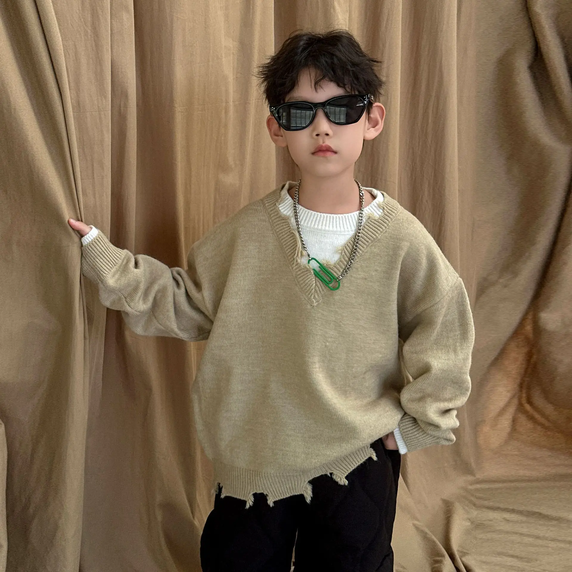 

Children's Spliced Warm Knit Sweater Fake Two-piece Top Trendy Children's Clothing, Boys' Winter Sweater