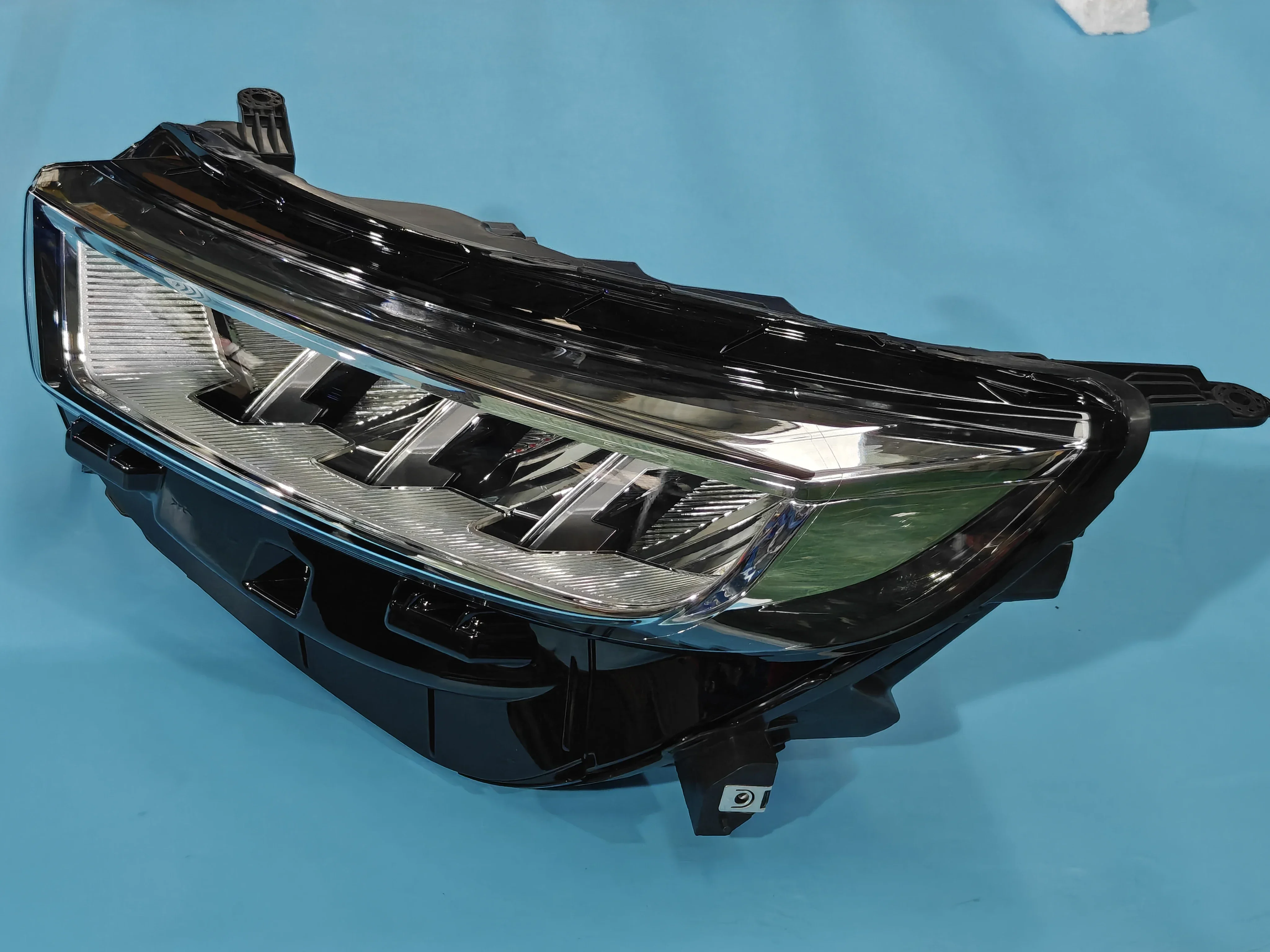 Cross Border Hot Selling for Fod Auto Parts Headlight Light Assembly Headlight LED Version of Auto Parts