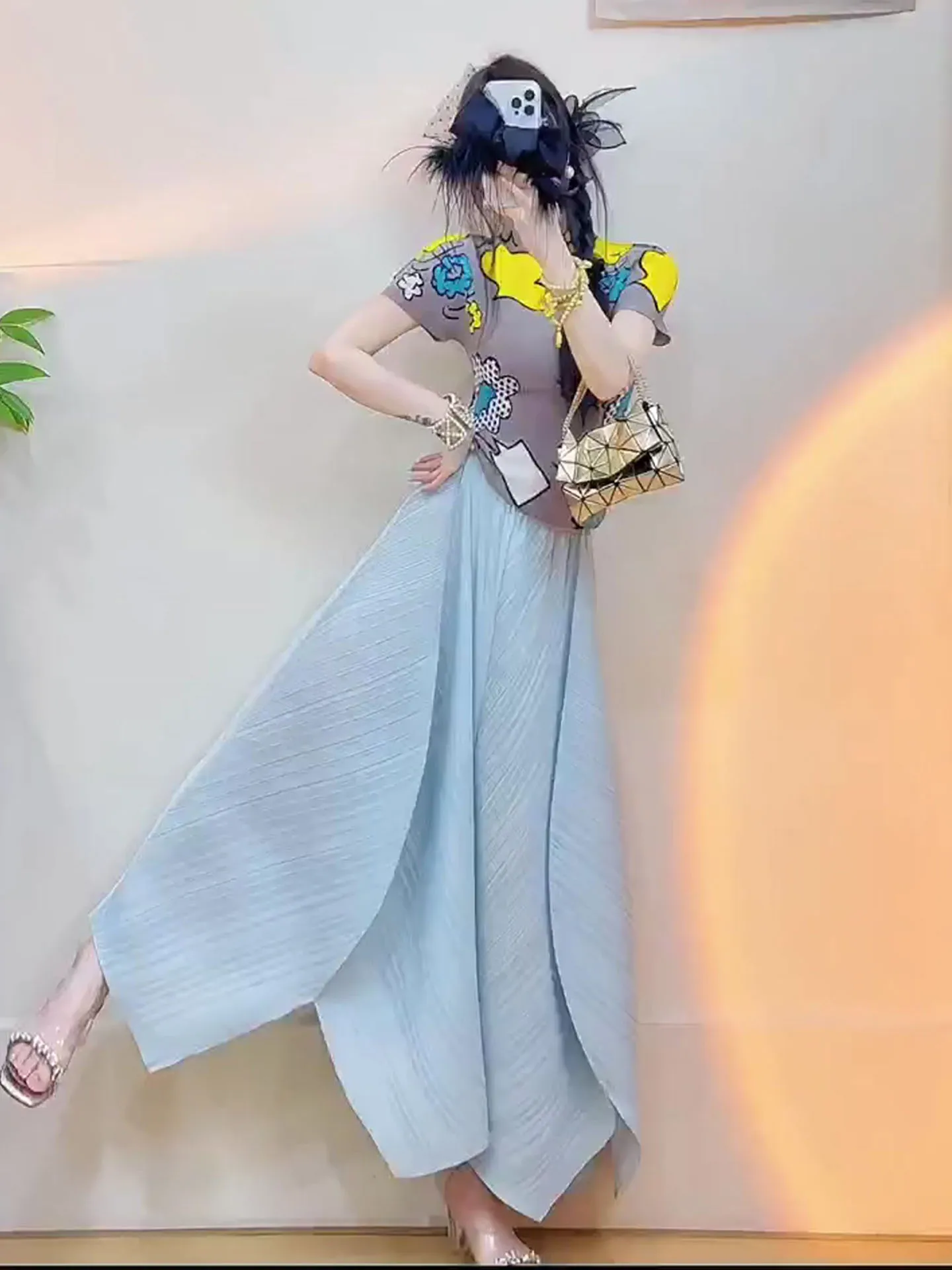 

Комплект из топа и юбки Slim Fit с коротким рукавом в корейском стиле: модный летний наряд для женщин с подолом с оборками