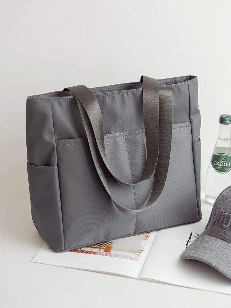 

Waterproof Nylon Commuter Tote Bag Women's Large Capaci oulder Handbag Multi-ket Soft Handle Pure Color Zipper Closure