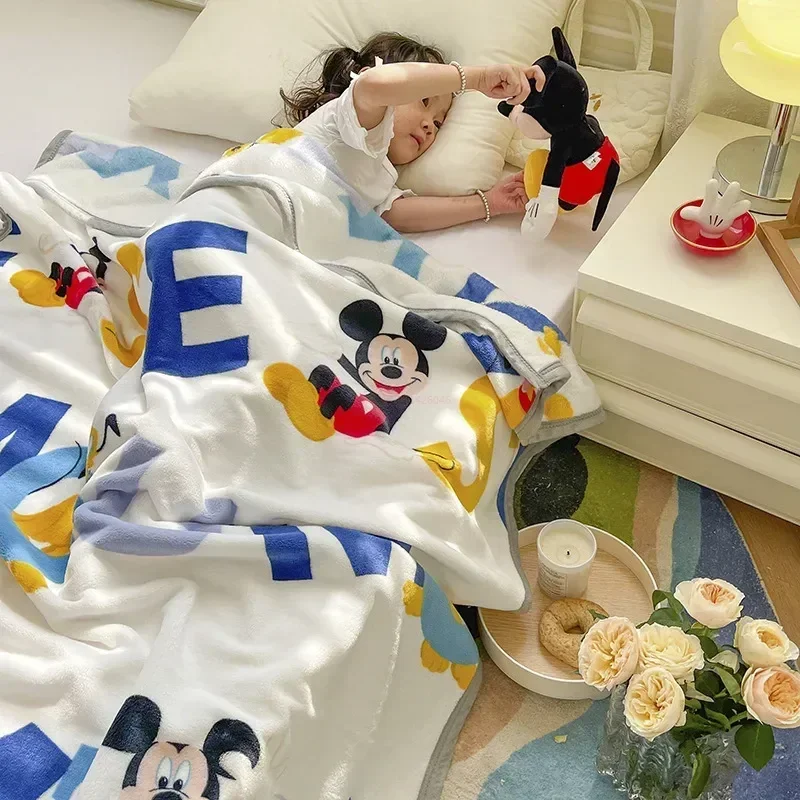 Kid Blanket Disney Character Stitch/Mickey Mouse Pattern Student Kindergarten Lunch Break  Fleece Thickening Casual Blanket